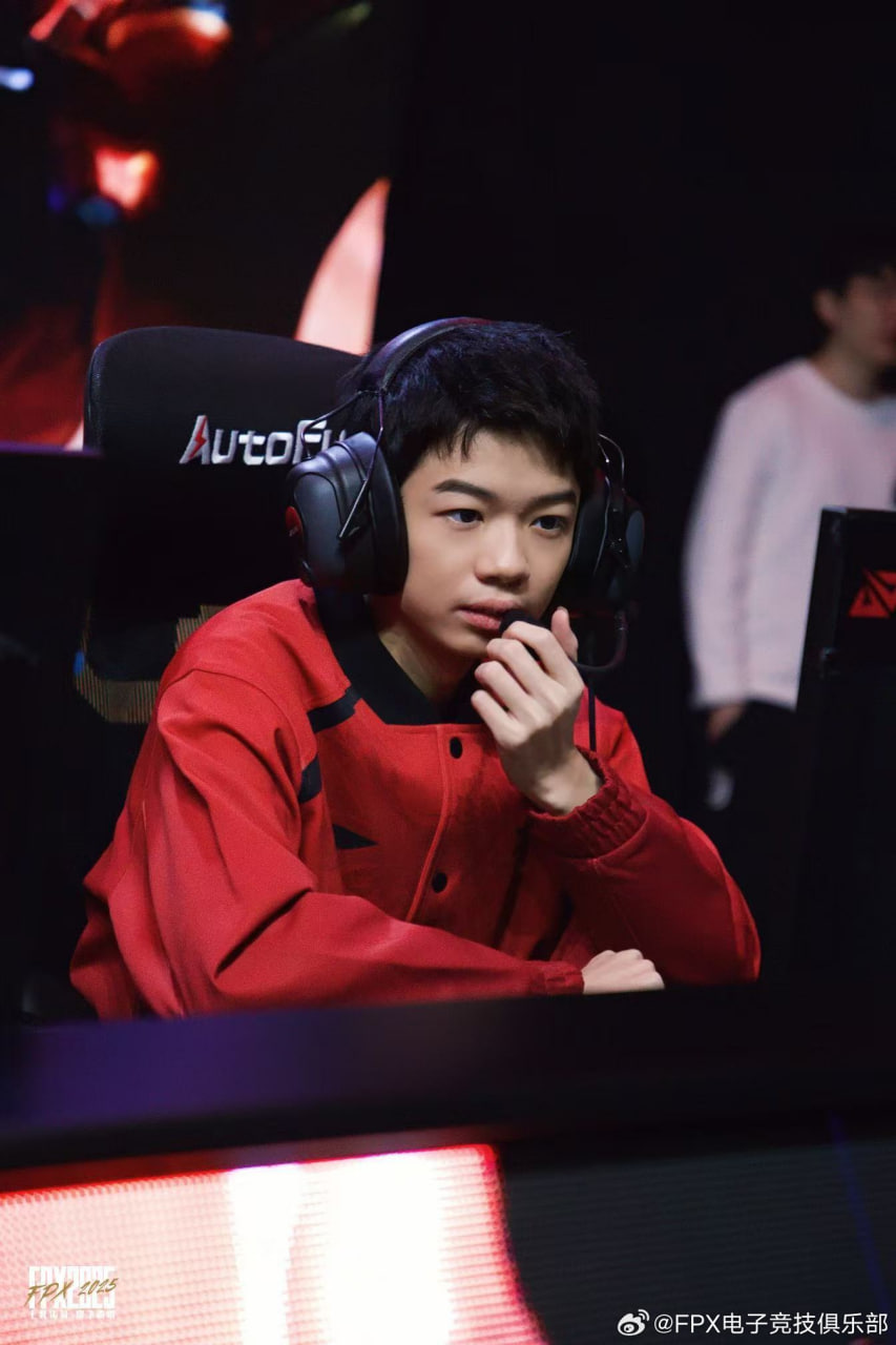 png电子平台就会一手奎桑提？肉装杰斯略显幽默 乌迪尔作用甚微