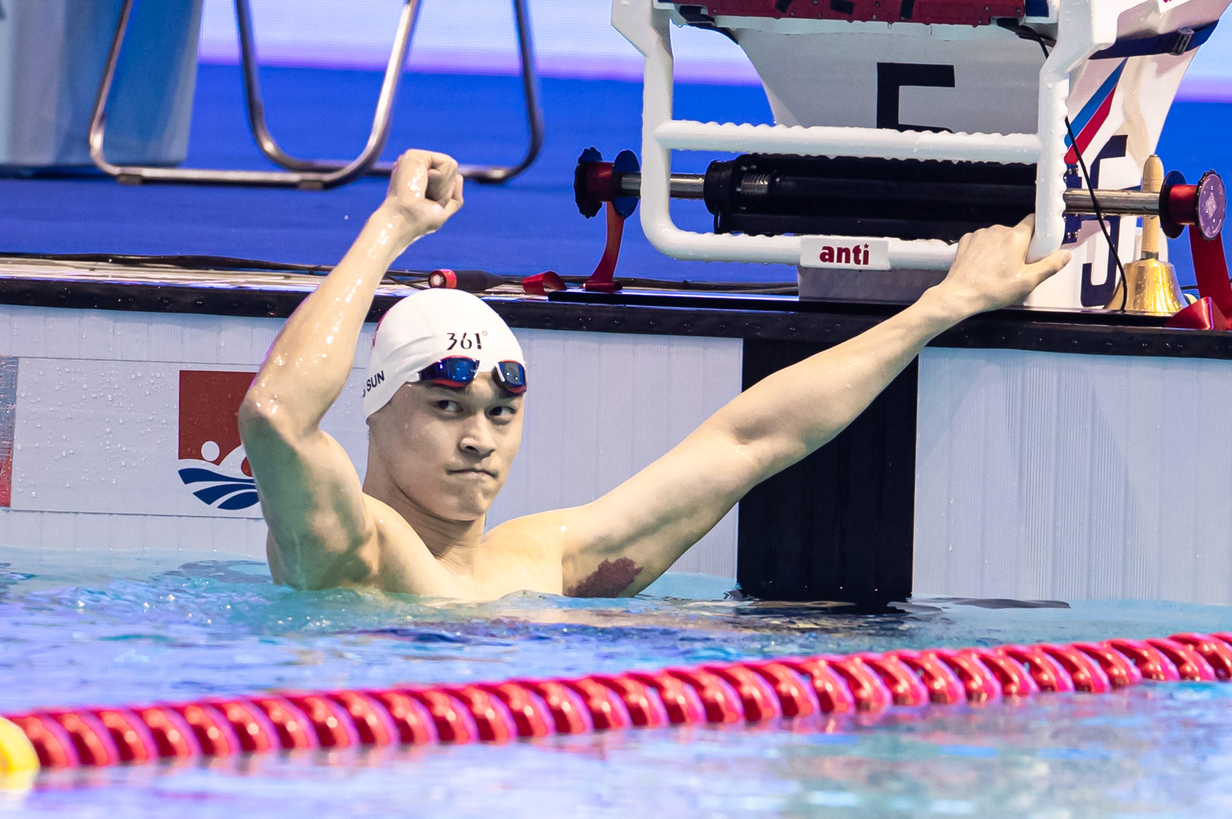 电子png游戏孙杨晒训练照：结束了高原训练，感谢这一个月拼搏过的每一刻